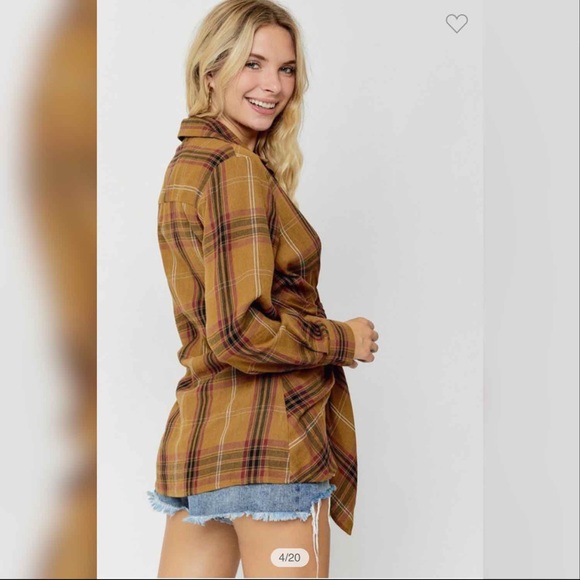 Brandy Ruched Waist Plaid Button Down- Camel - Picture 4 of 5